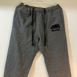 Dark grey roots sweatpants